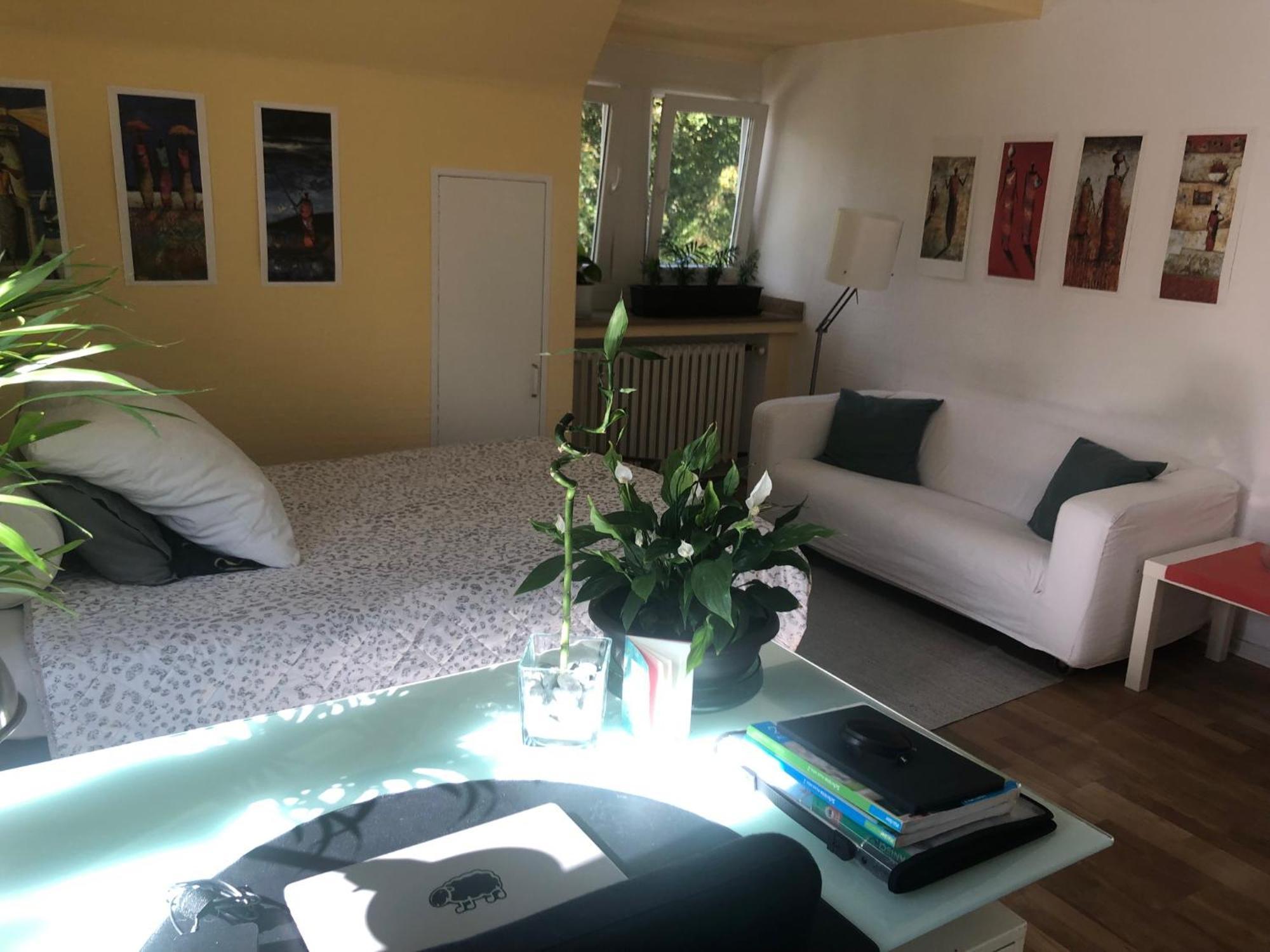 Homestay Glueck In Benrath Dusseldorf